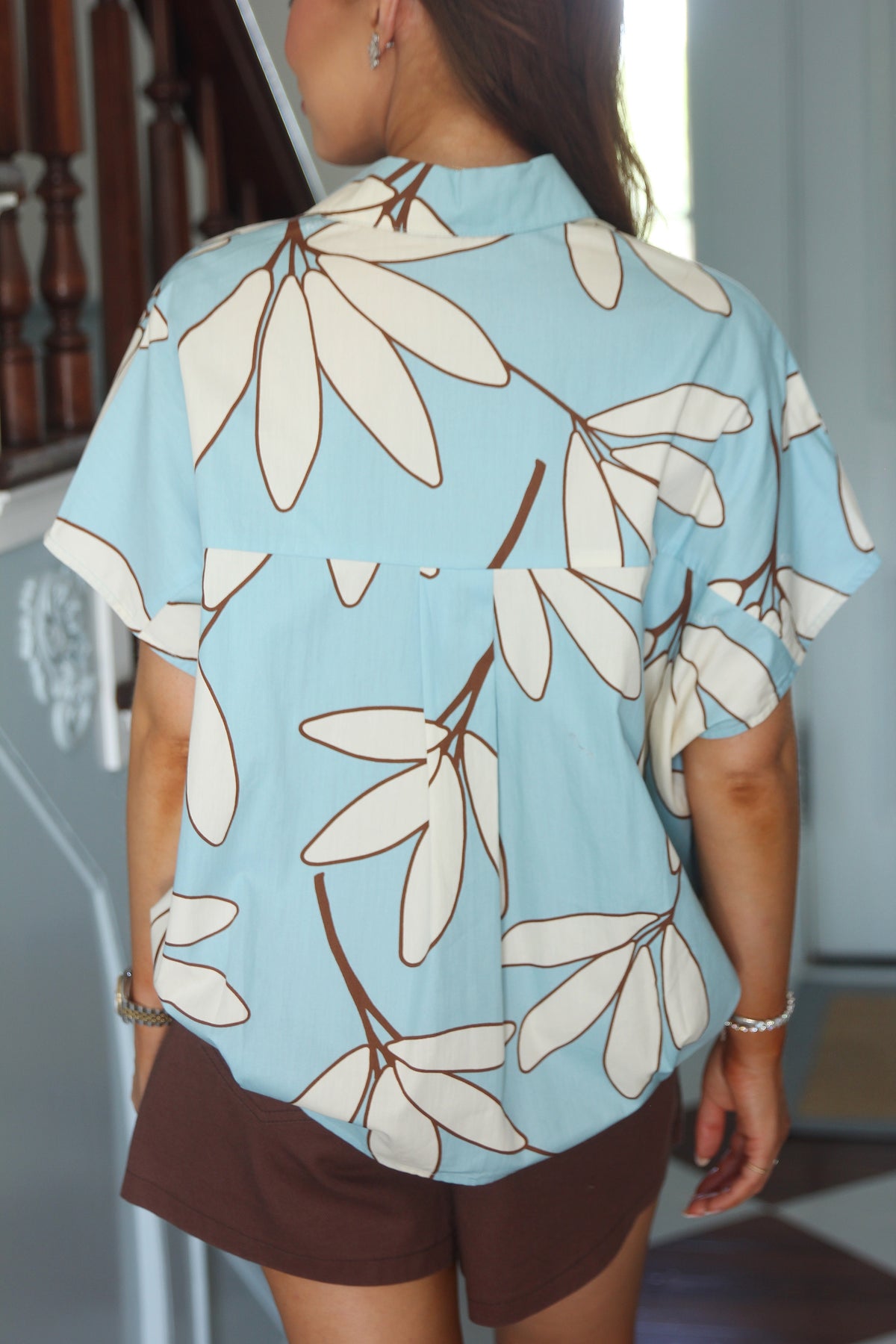 Signature Collar Top Blue Palm