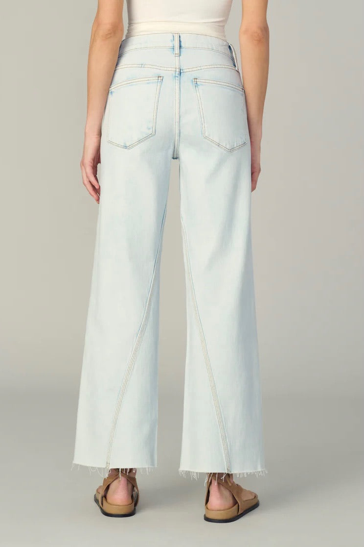 Mia Twisted Denim Reverence