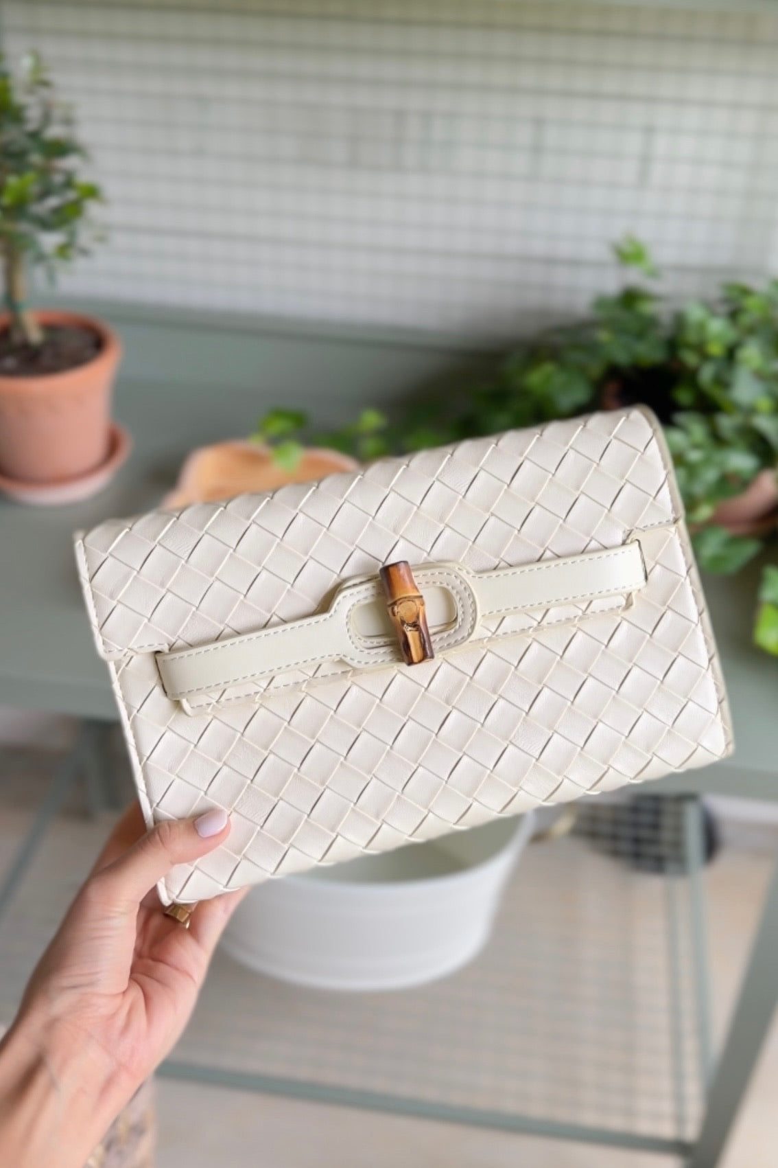 The Oyster Bay Clutch x Kaylyn