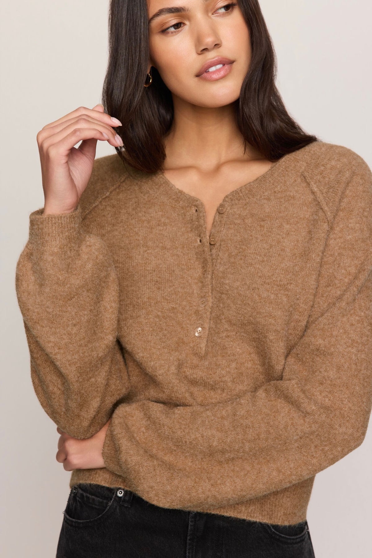 Westmont Henley Sweater Caramel