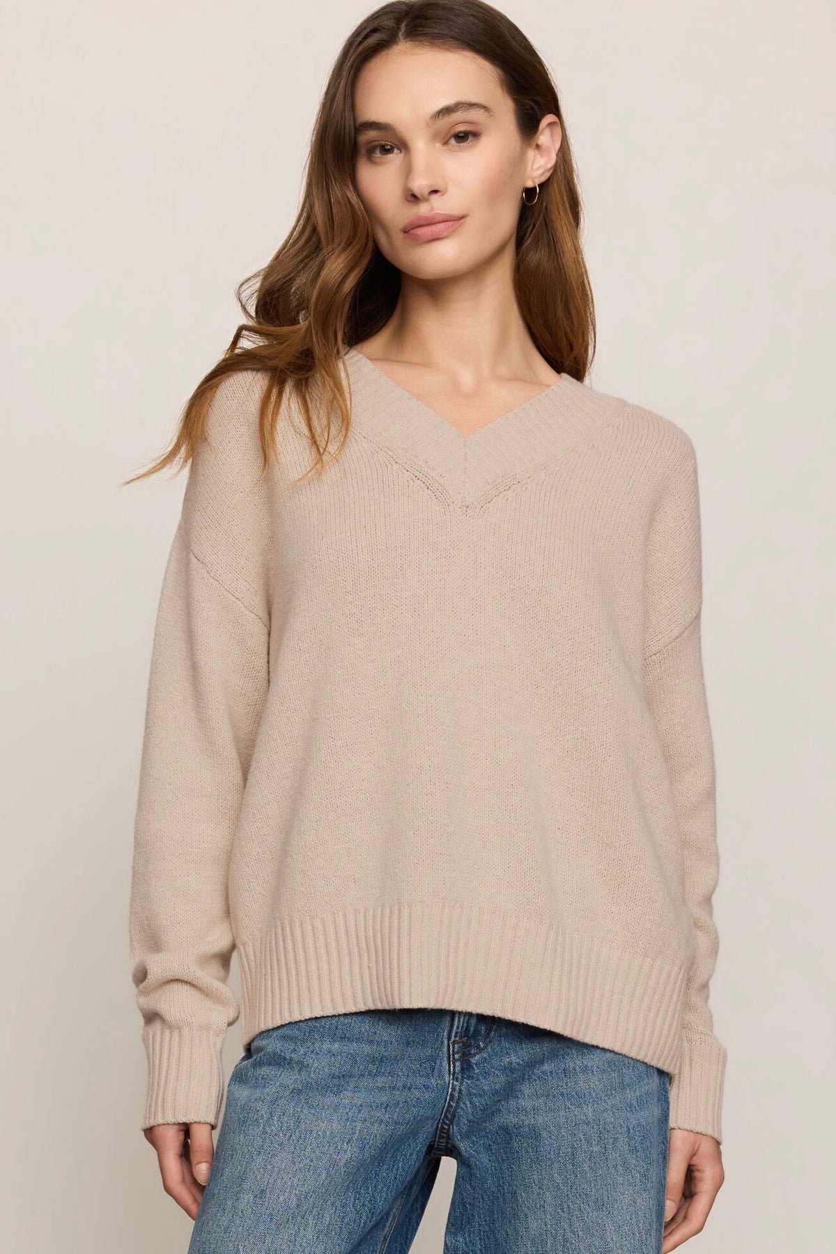 Cloud Spun V-Neck Sweater Frosted Pearl