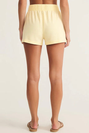 Weekender Short Yellow