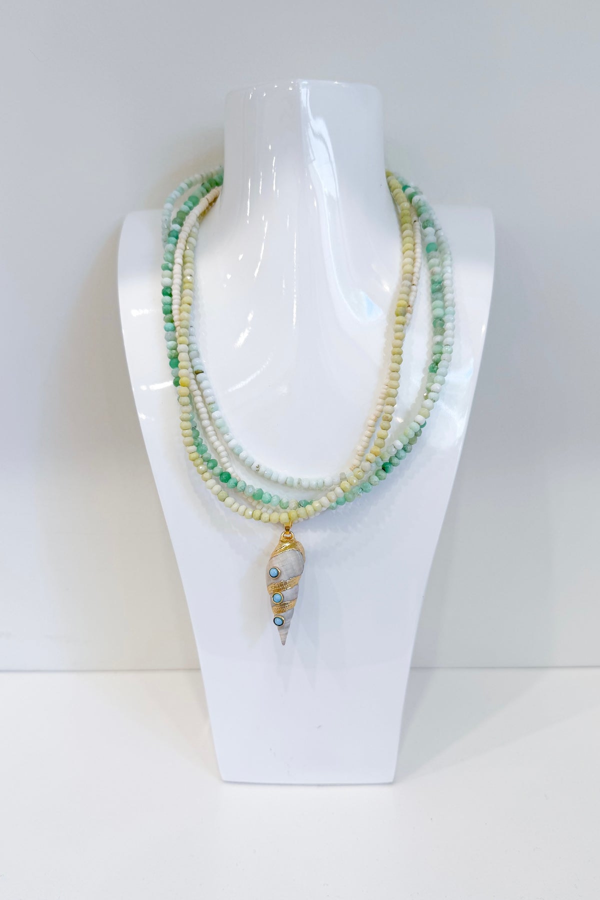 Harris Necklace Shell