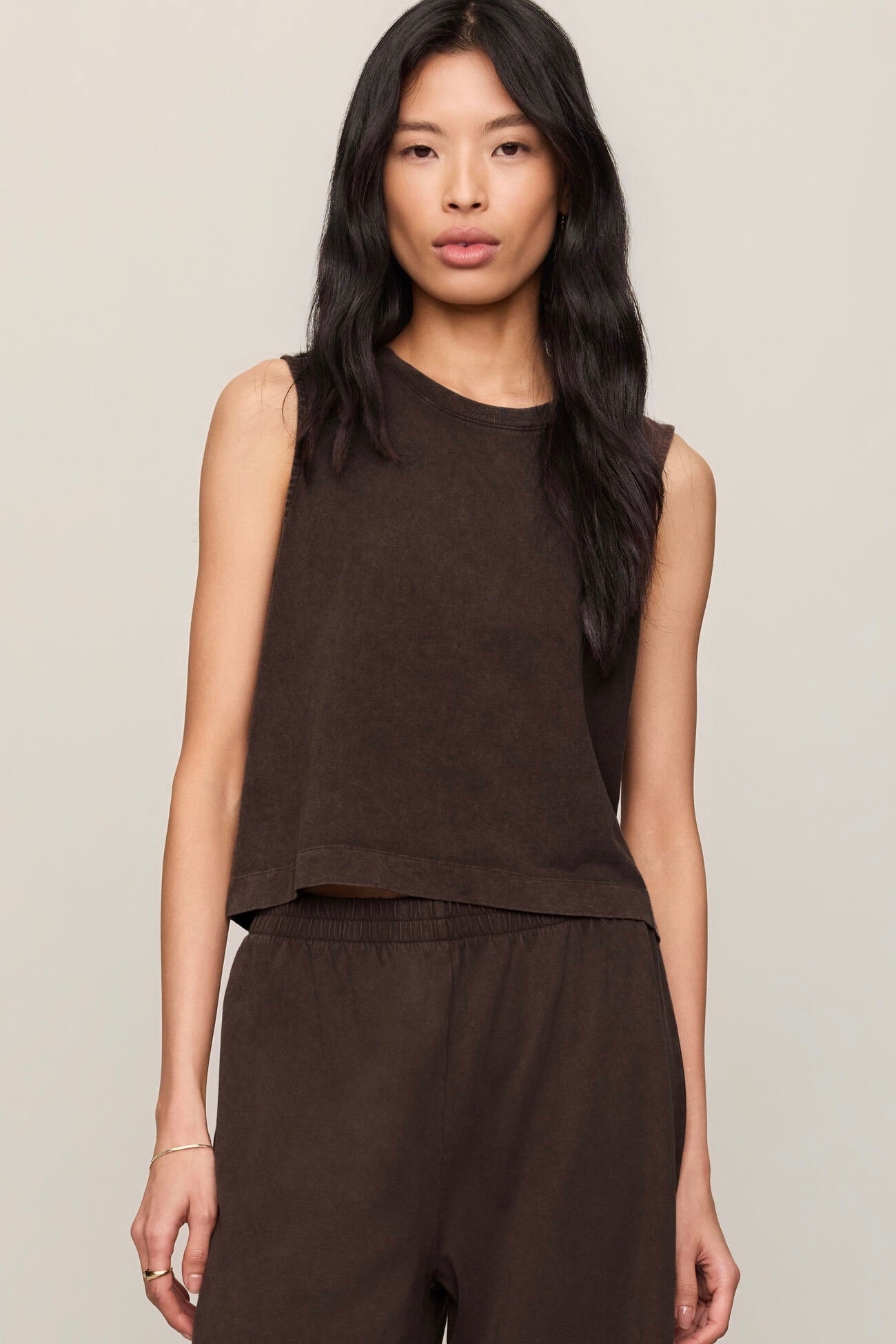 Sloane Jersey Muscle Tank Dark Chocolate