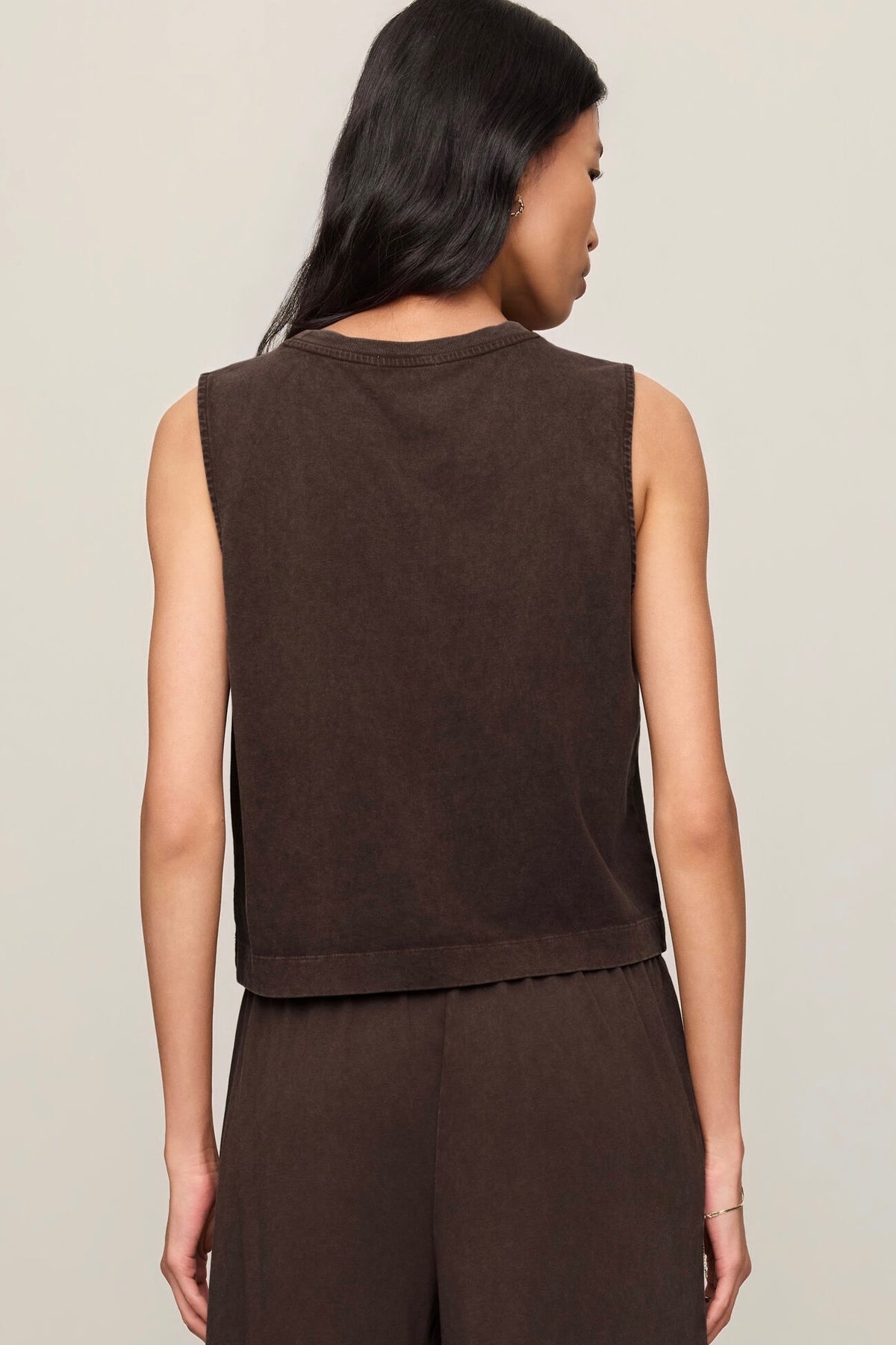 Sloane Jersey Muscle Tank Dark Chocolate