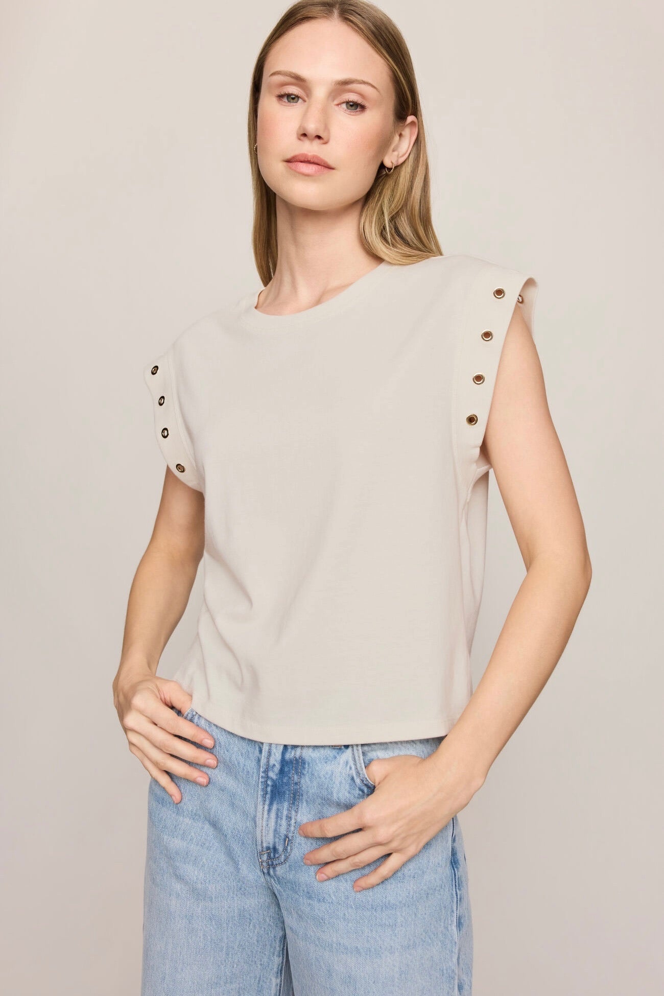 Camino Grommet Top Sandstone