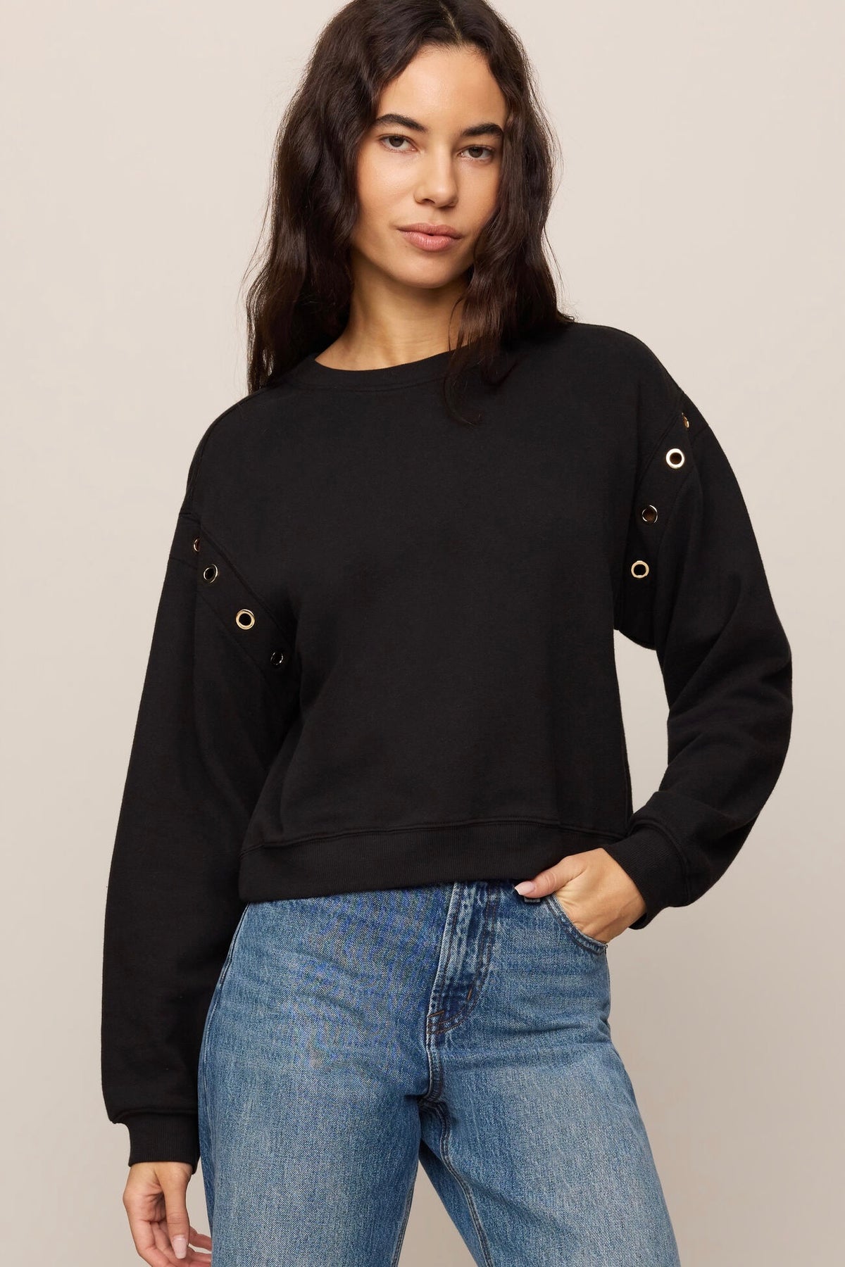Axel Grommet Sweatshirt Black
