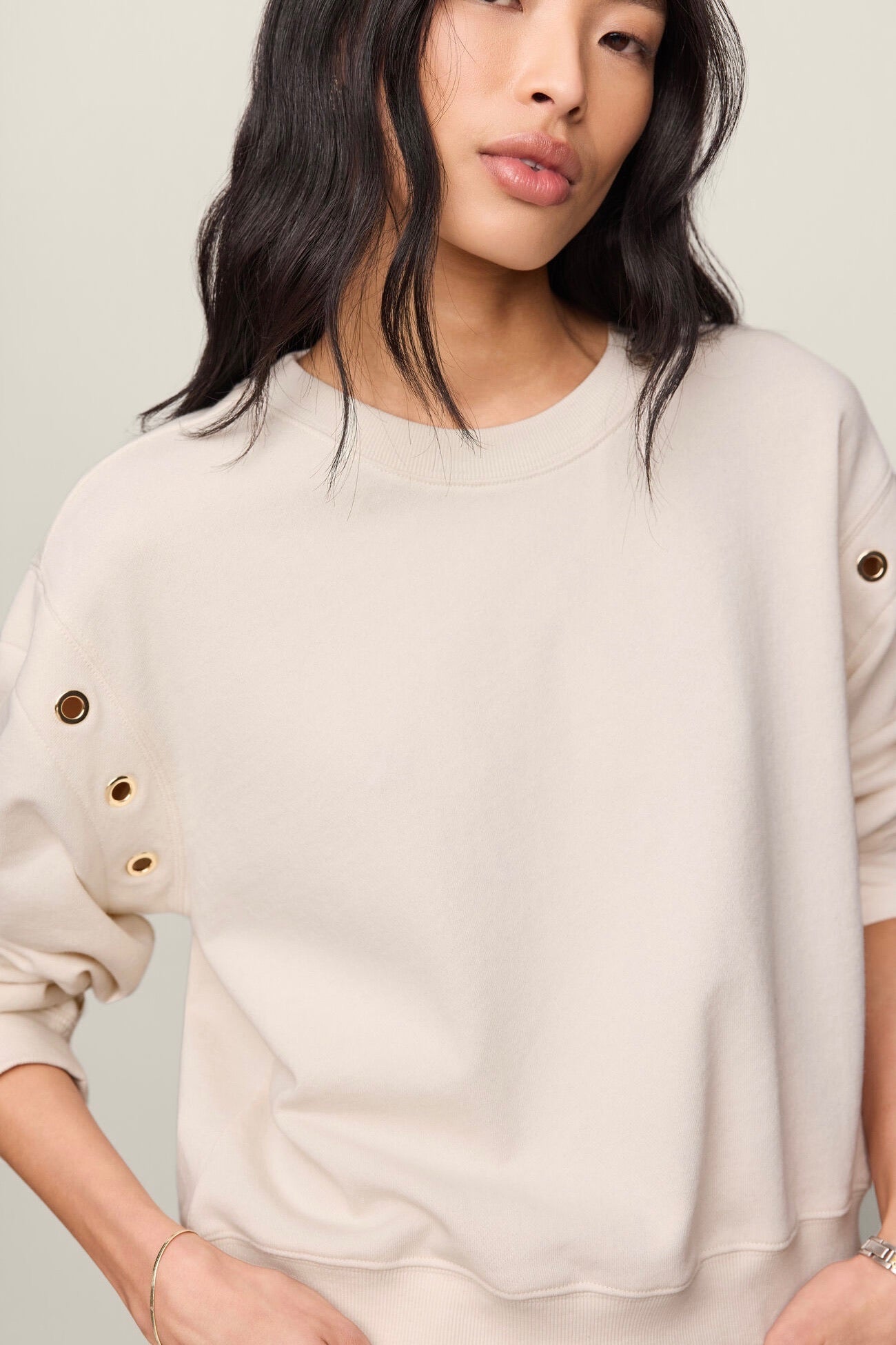 Axel Grommet Sweatshirt Sandstone