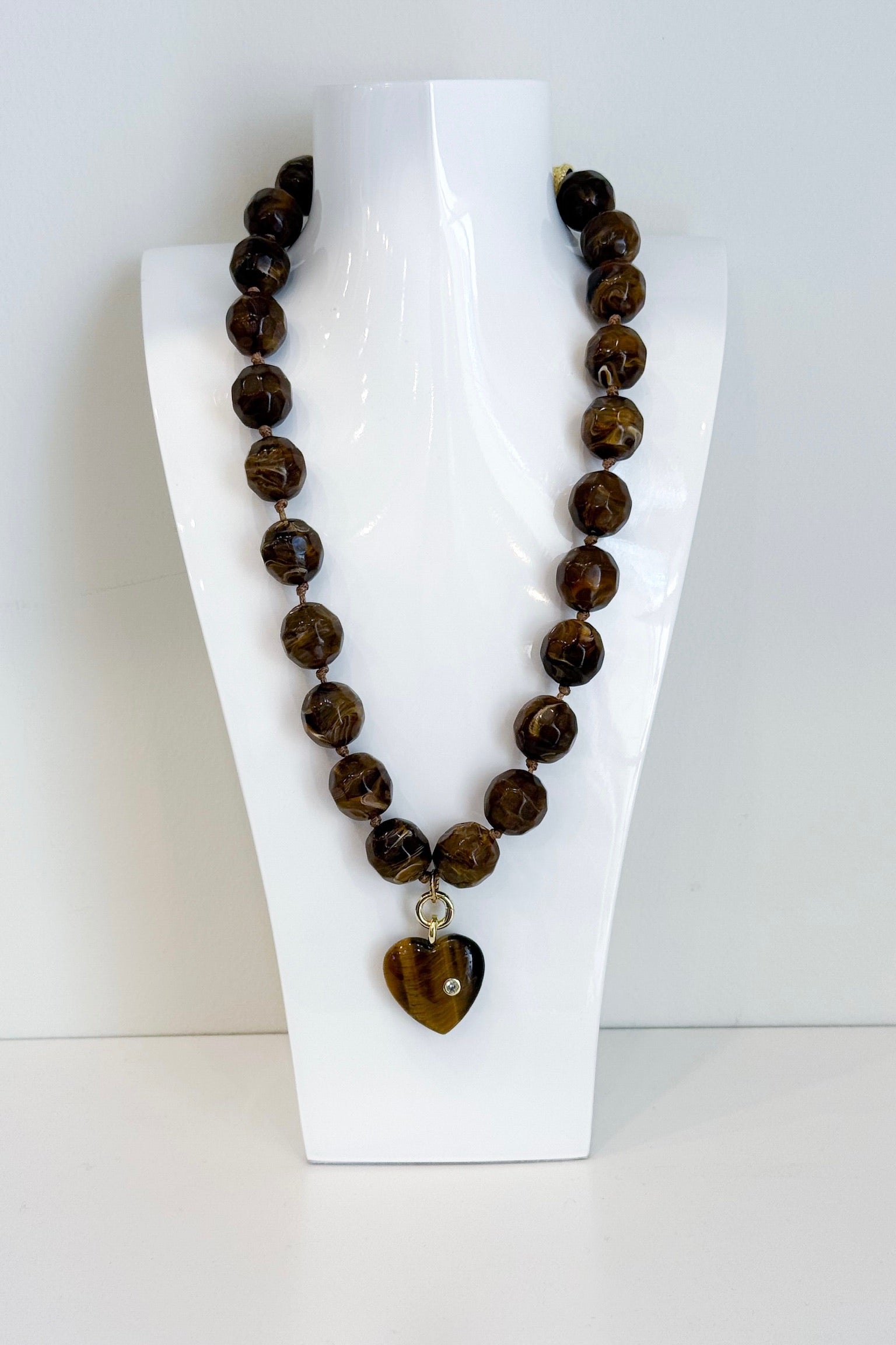 Lovie Necklace Brown