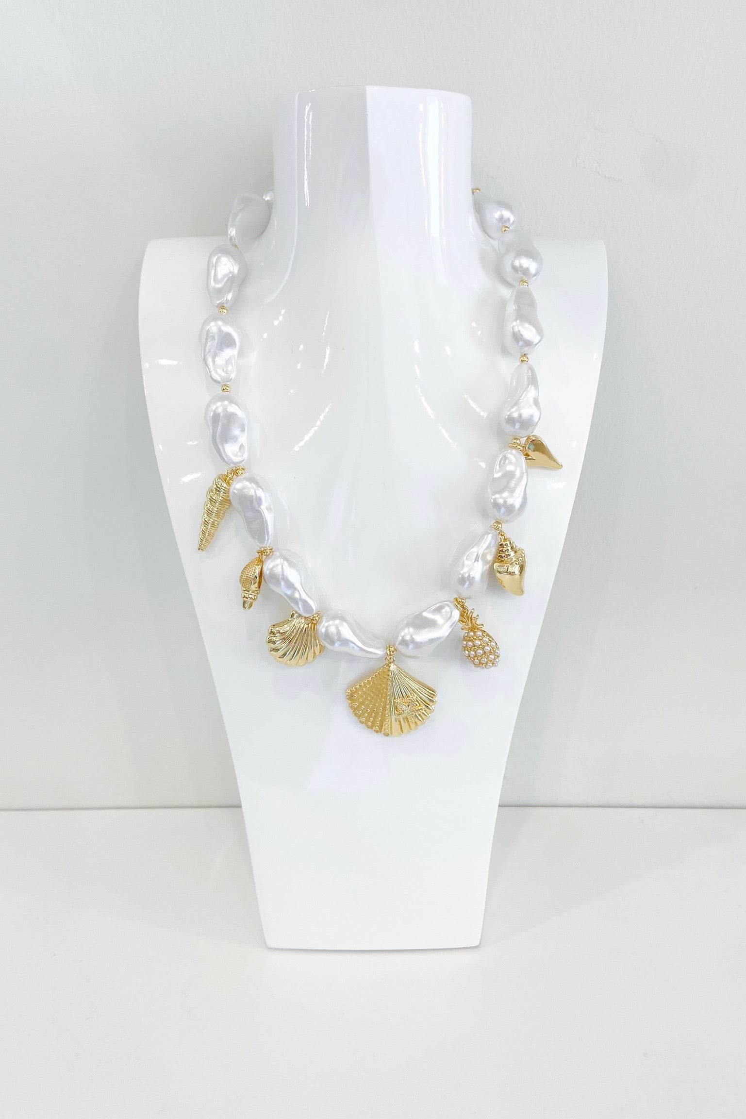 Mia Shell Necklace